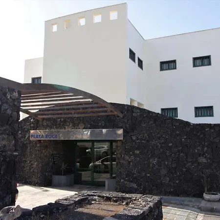 Giovanni 09 Playa Roca * Costa Teguise