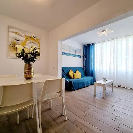 Apartment Giovanni 09 Playa Roca