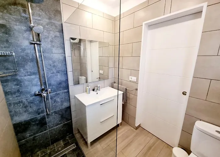 Giovanni 09 Playa Roca