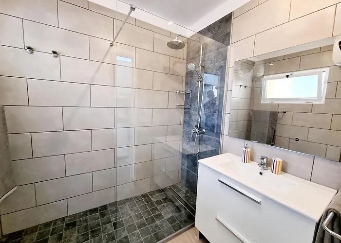 Giovanni 09 Playa Roca