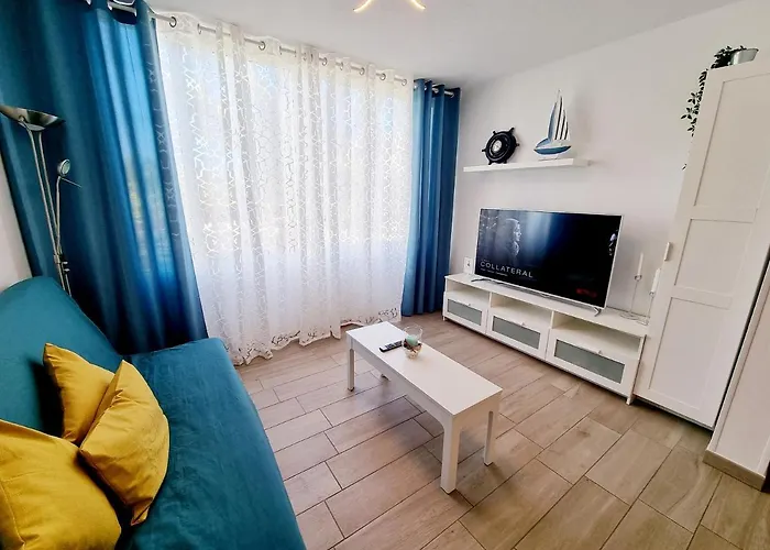 Giovanni 09 Playa Roca * Costa Teguise